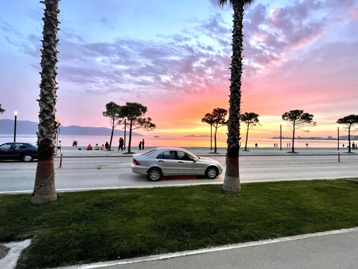 Elmar Hotel Vlorë Esterno foto