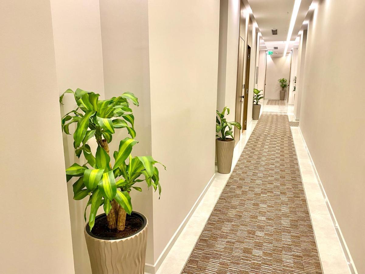 Elmar Hotel Vlorë Esterno foto