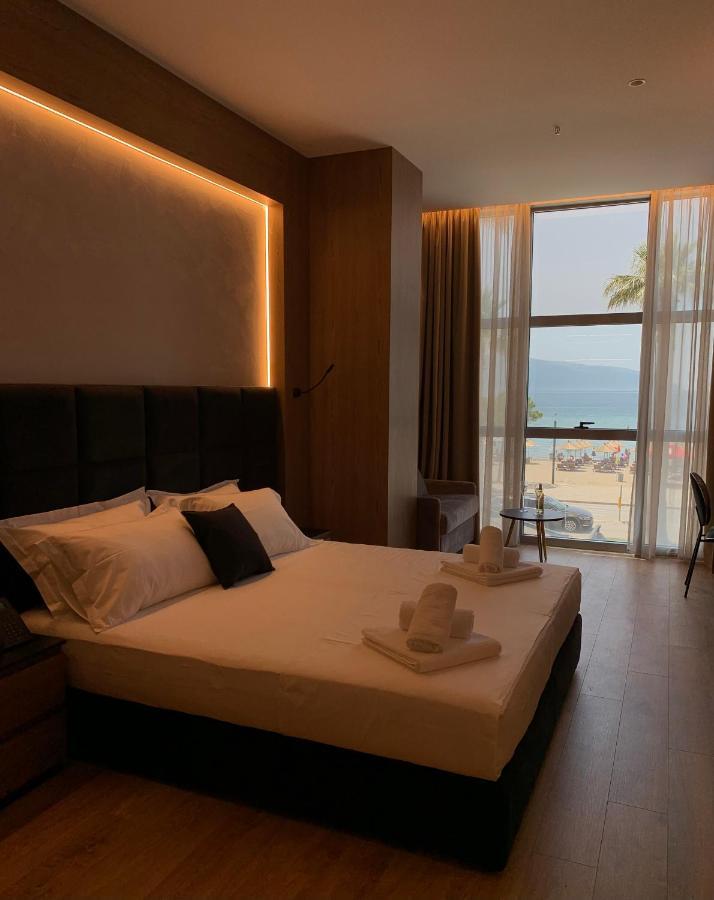 Elmar Hotel Vlorë Esterno foto