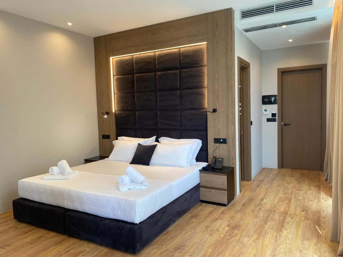 Elmar Hotel Vlorë Esterno foto